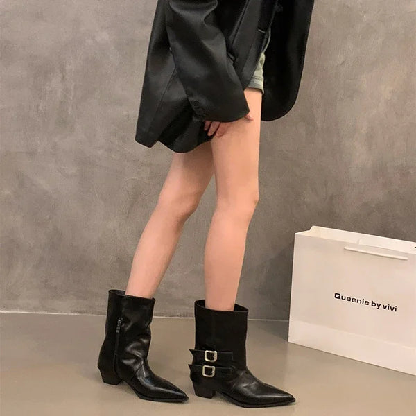 Ludi Leather Ankle Boot with Buckles 